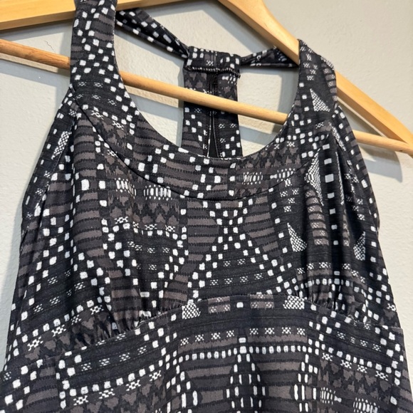 Prana Cali Performance Dress Racerback Athletic Geometric Patterned XS - Picture 3 of 7
